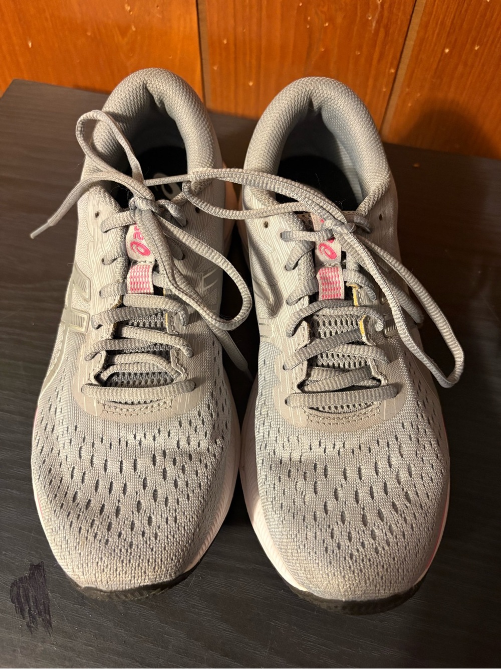 ASICS GEL-Excite Women’s Gray Low Top Running Sneakers Lace Up Style 1012A562